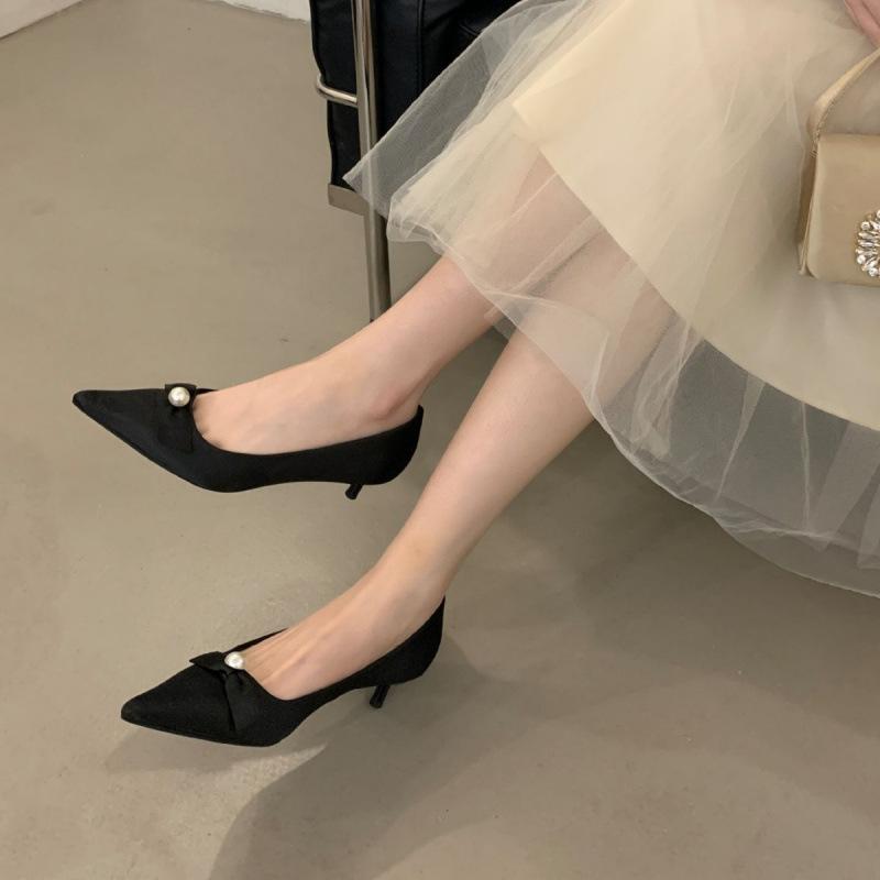 2025 New Year's Fashion Women's Shoes Pointed Head Shallow Mouth Pearl Buckle Type High Heel Thin Heel Commuter Small Leather Shoes Women's Single
