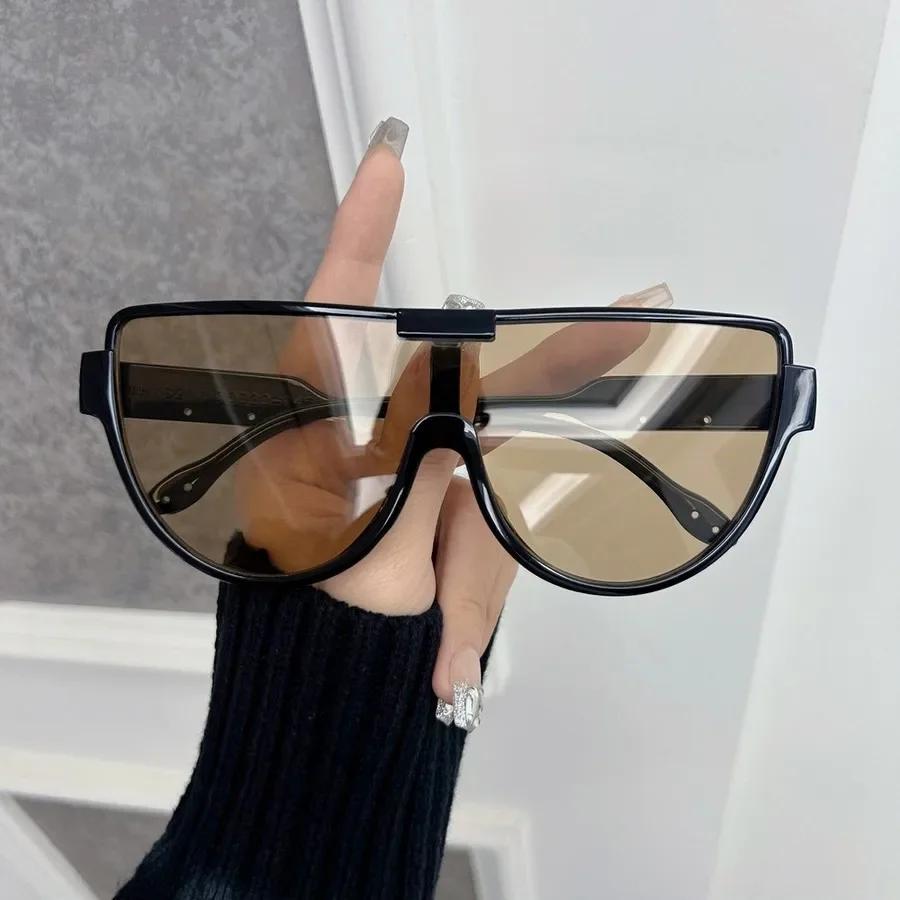 

Designer Round Sunglasses Women Men Trendy Brand Cat Eye Sun Glasses Female Male Big Frame Mirror Classic