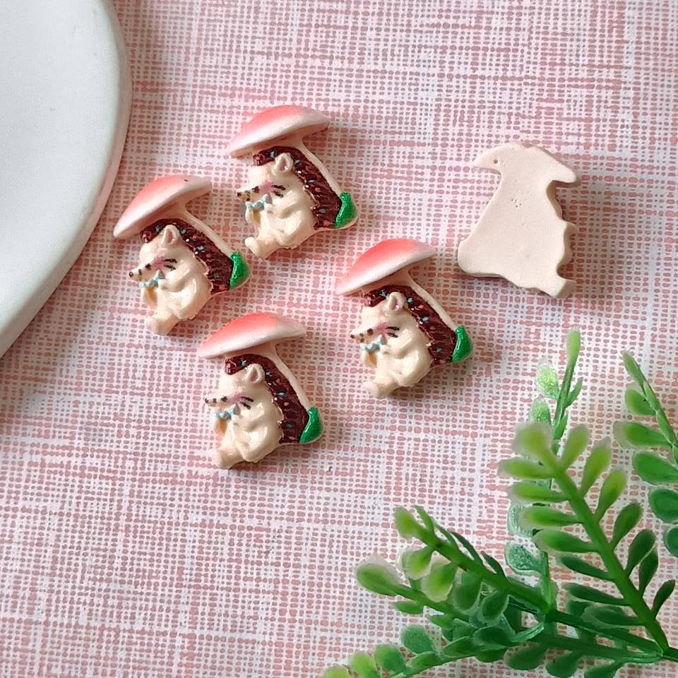 100pcs Simulation Cartoon Animals Flatback Resin Garden Cabochon Mushroom Rabbit Decoration DIY Scrapbooking Craft Accessories