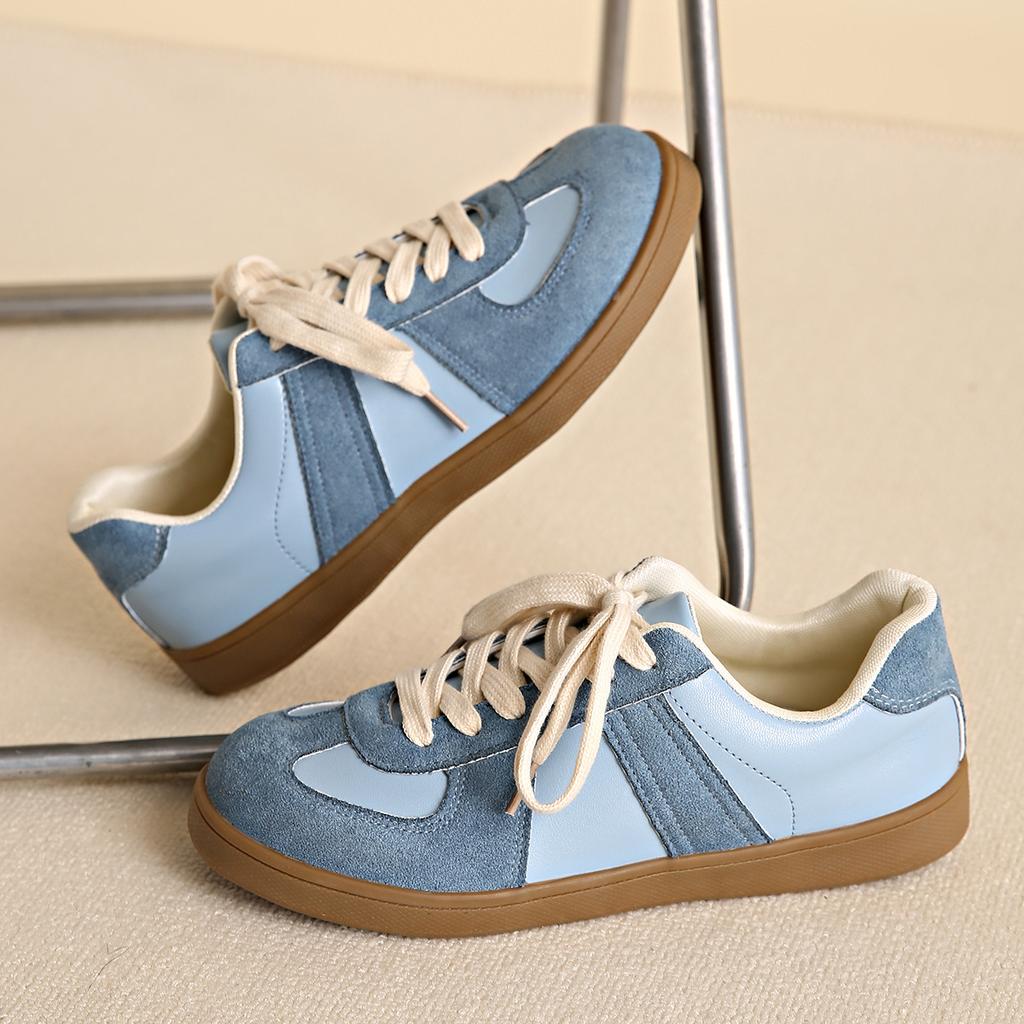 Ladies' Classic Low Cut Sneakers - Comfortable Lace Up Casual Shoes, All Season Sneakers, Training Shoes, Solid Color, Flat Head, Lace Up Closure