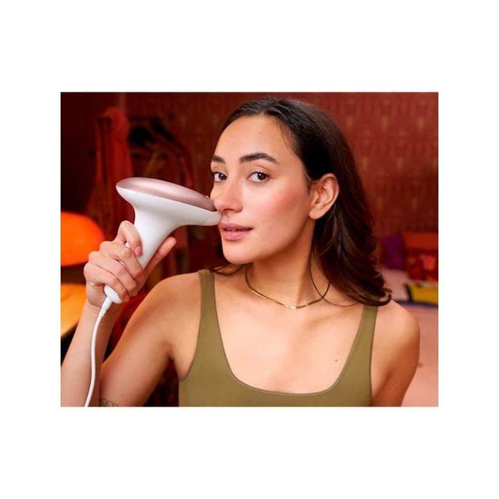 IPL Hair Removal Device - PHILIPS - BRI924/00 - 5 Intensity Levels - Corded - Facial Attachment