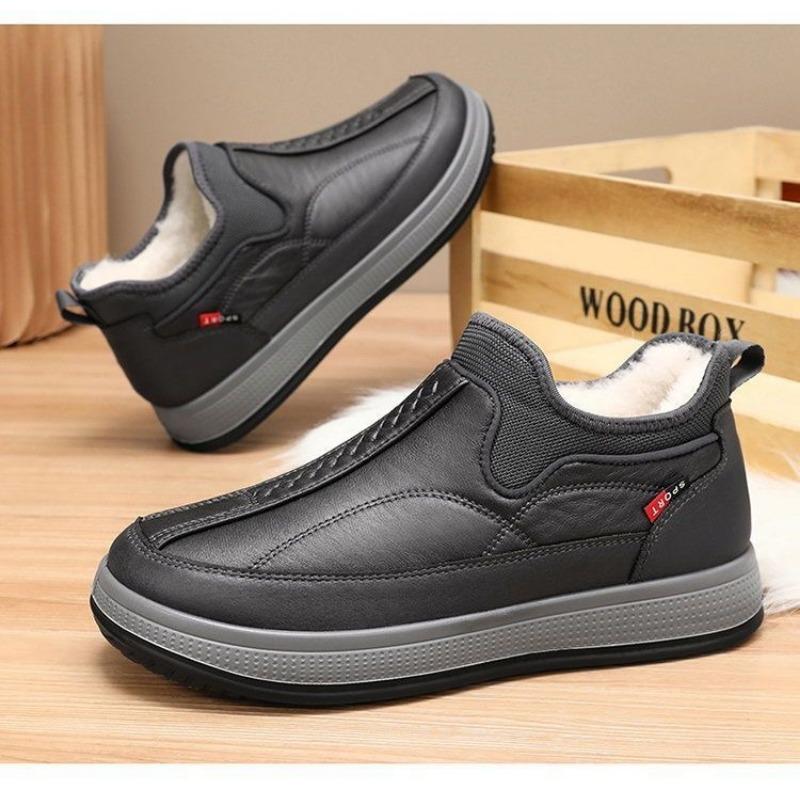 Snow Boots Men's Winter Old Beijing Cotton Shoes Piled and Thickened Warm Men's Middle-aged and Elderly Platform Father Shoes