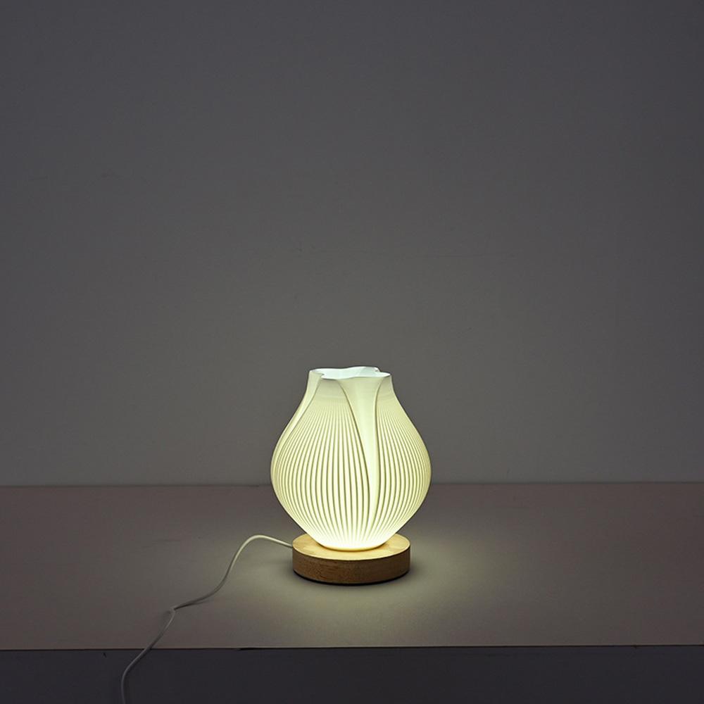 Lampă de masă mică reîncărcabilă modernă, simplă, de noptieră, decorare romantică, cameră de nuntă, lampă ambientală, lumini de noapte B&B