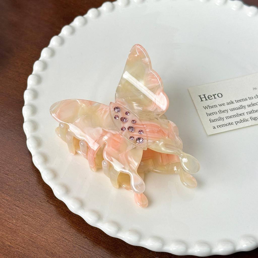 Stylish Fashionable And Rhinestone Butterfly Hair Clip Perfect For Use Everyday