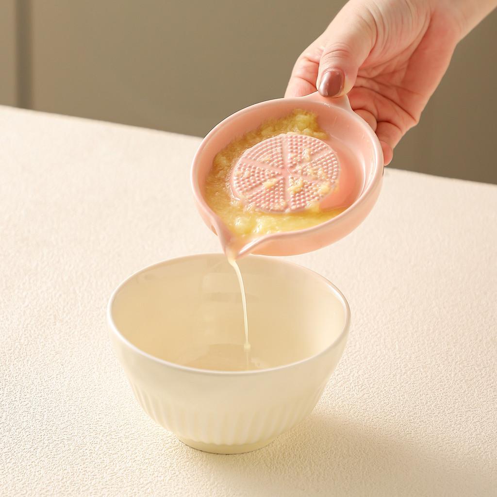 Ceramic Garlic Mincer With Manual Grinding Disk For Baby Food Preparation And Fruit Purees
