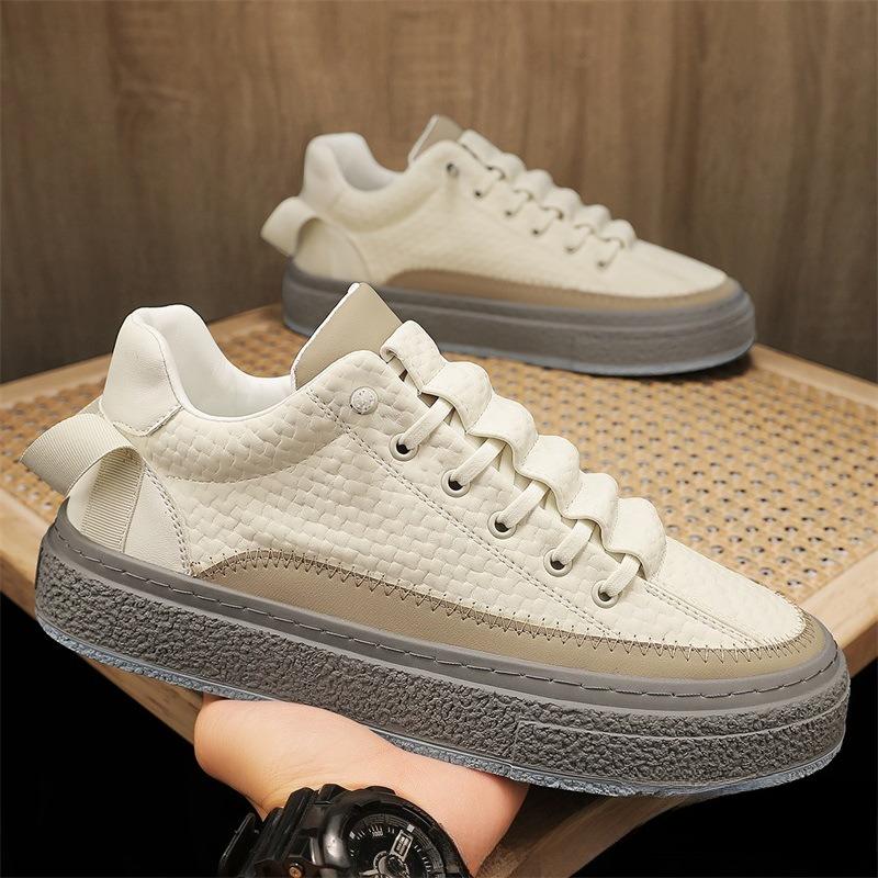 Spring Mens Leather Casual Shoes Designer Light Breathable Sneakers Male Flats Shoes Loafers Men Skateboard Shoe Tenis Masculino