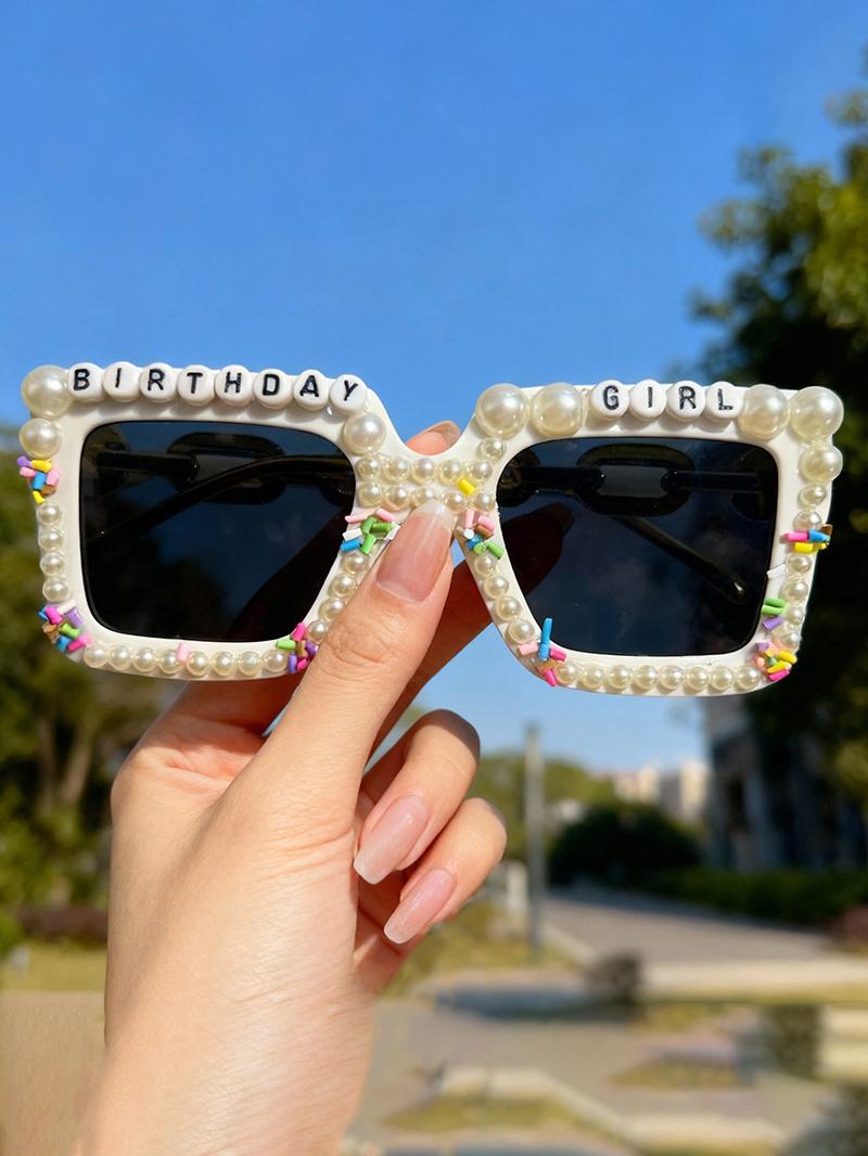 

2026 Birthday Girl Square Sunglasses For Women Pearl Sprinkle Decor UV400 Protection Birthday Party Shades KJ199