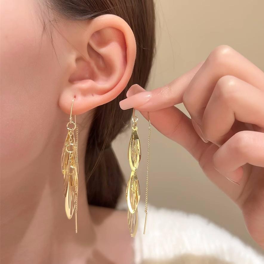 2025 Trendy Large Earrings: Simple, Cool, Versatile - Perfect for Round Faces