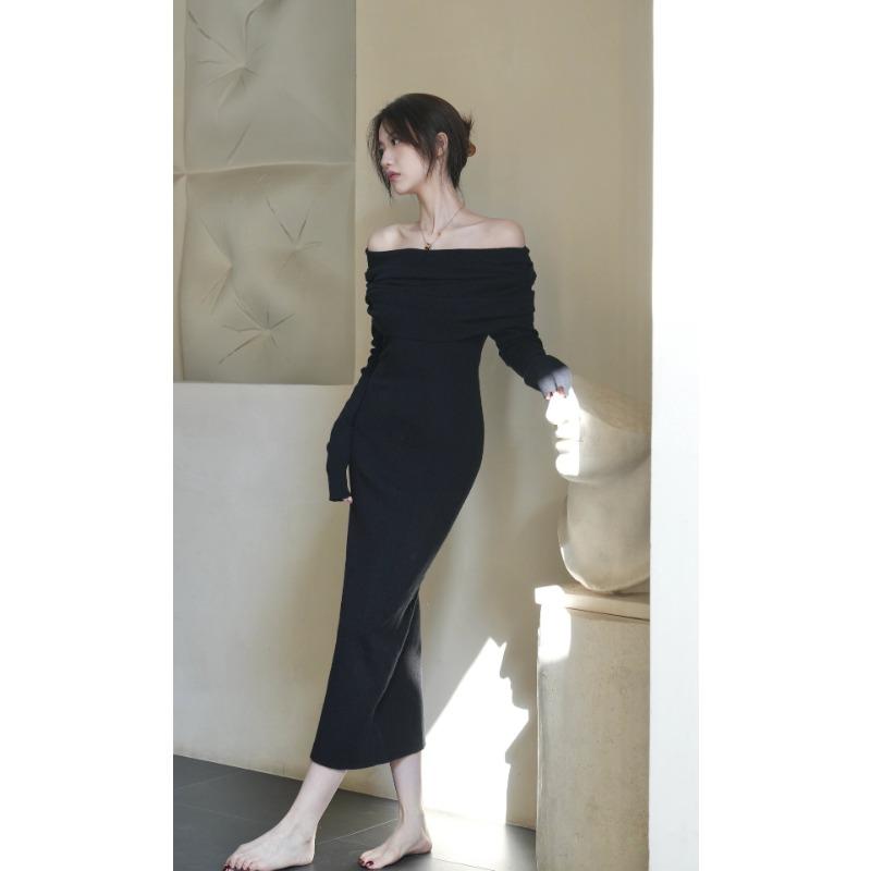 Black Skinny Sexy Shoulder Knitted Fashion Slim Fit Hip Wrap Premium Temperament Dress