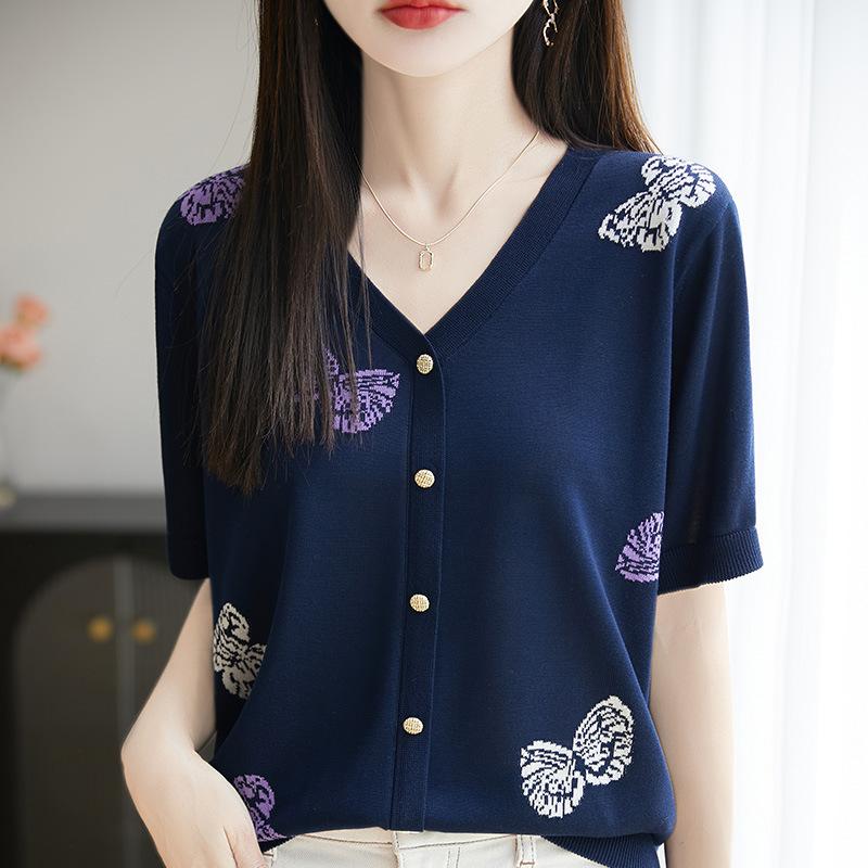 This Elegant and Slimming Butterfly Jacquard V-neck Knitted Short-sleeved Top Is Casual, Loose, Cool and Breathable for Women