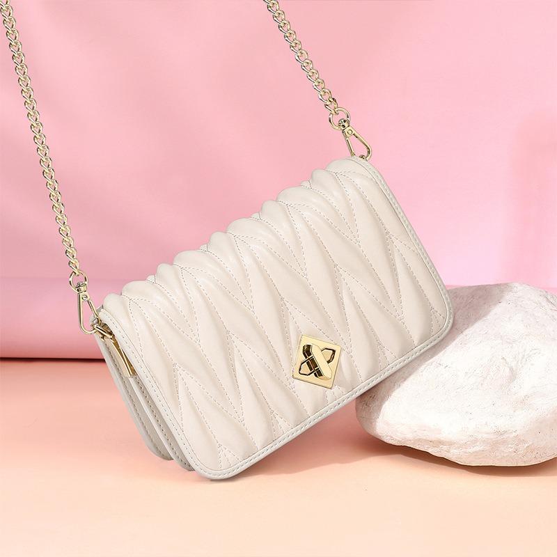 New autumn and winter women's bags, messenger bags, small bags, diamond chain bags, high-end shoulder women's bags