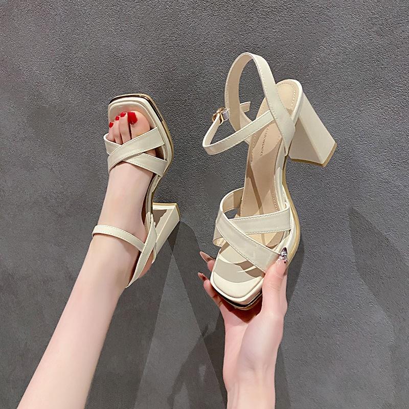 Fashion Open-toe One-line Buckle High Heels Women's Fashion Sandals Summer New Women Europe and The United States Thick Heel Roman Shoes