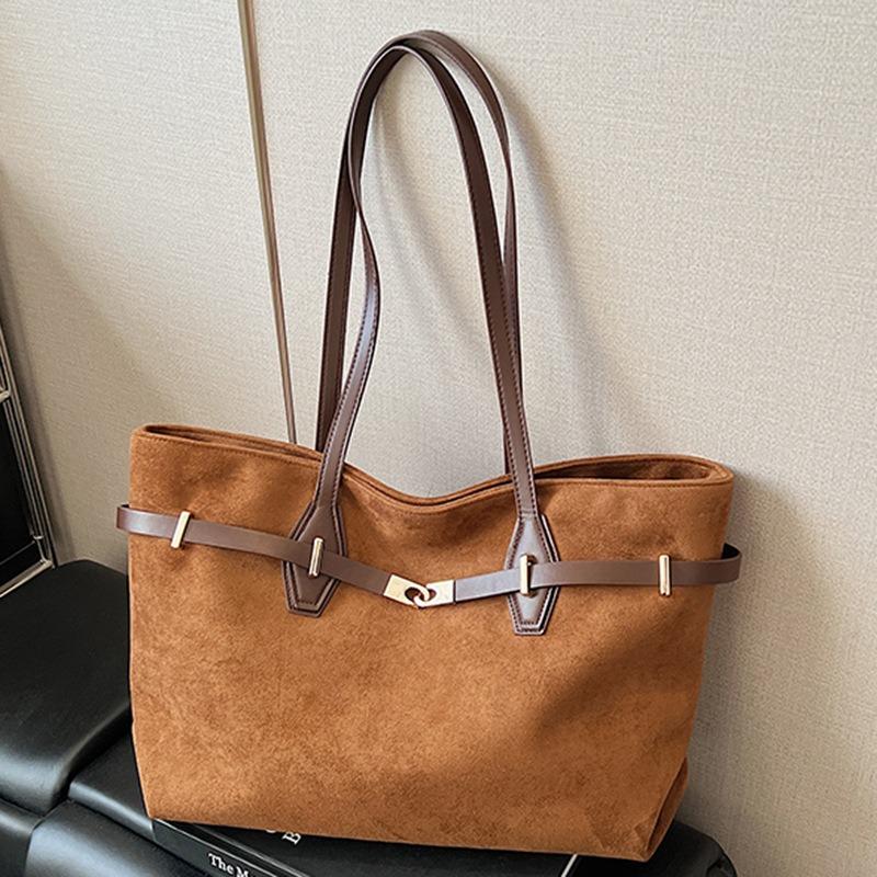 Autumn new bag retro fashion casual shoulder bag commuter underarm bag portable large capacity tote bag
