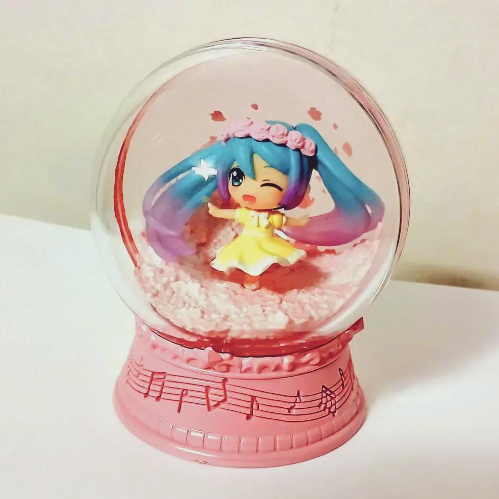 

Фигурки Мику на продажу