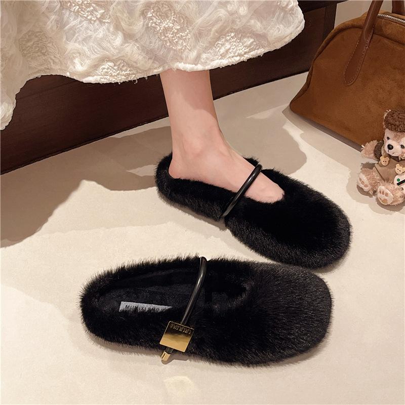 

Ретро простые пушистые туфли для женщин 2025 зимняя обувь на плоской подошве, туфли-бини на один педаль для женщин, бархатные универсальные хлопковые тапочки для женщин 40 чёрный