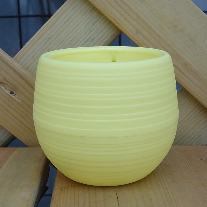 Plastic Flower Pot With Drainage Holes For Indoor Garden And Outdoor Planting
