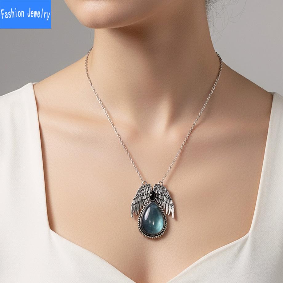 European and American Trendy Personalized Angel Wings Natural Crystal Stone Drop-shaped Pendant Necklace Jewelry