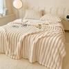 200*230cm Warm and Comfortable Flannel Blanket, Imitation Rabbit Fur Blanket, Soft and Warm Sofa Blanket, Suitable for Napping, Office, Nap Blanket