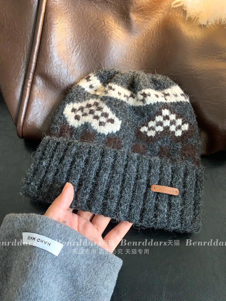 American retro color wool knitted wool hat women's season thickened warm ear protection show face small pullover cold hat