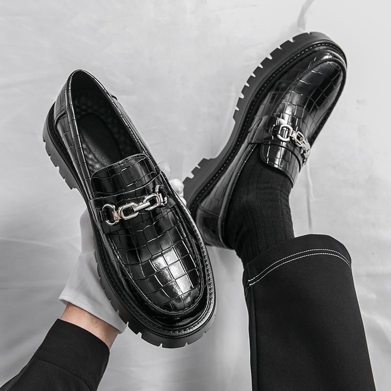 Fashion Brand New Men's Crocodile Leather  Comfortable Thick Sole Anti Slip Derby Shoes Spring New Men's Business Casual Leather Shoes