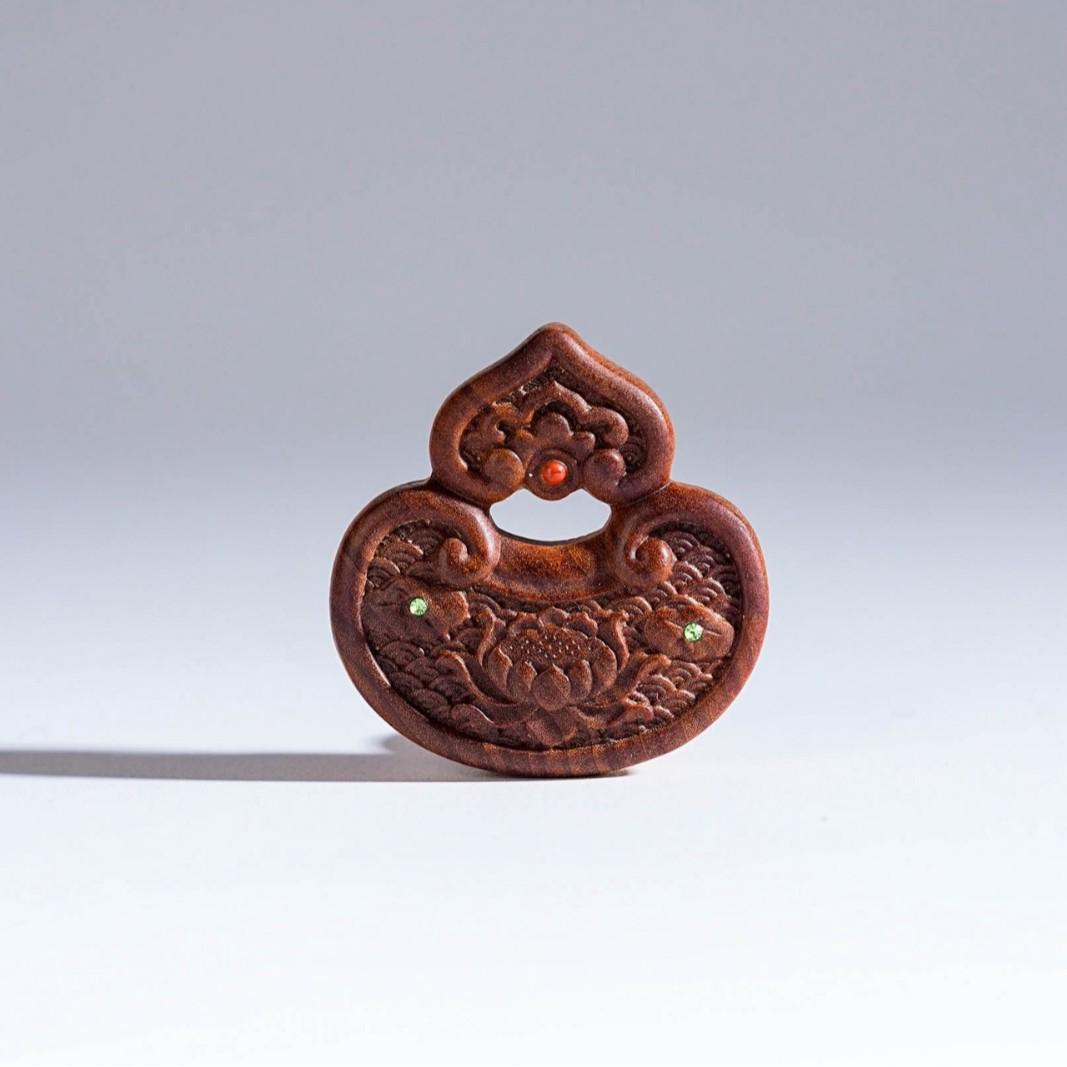 Laotian Sandalwood Carving Keyring Pendant Beads for DIY Accessories.