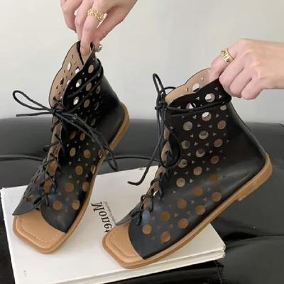 Mode Sandales Plates à Lacets de Créateur de Qualité Supérieure Femmes Mode Chaussures Romaines Décontractées Creuses Douces Été Sexy Bout Ouvert Bottes à Talons Bas