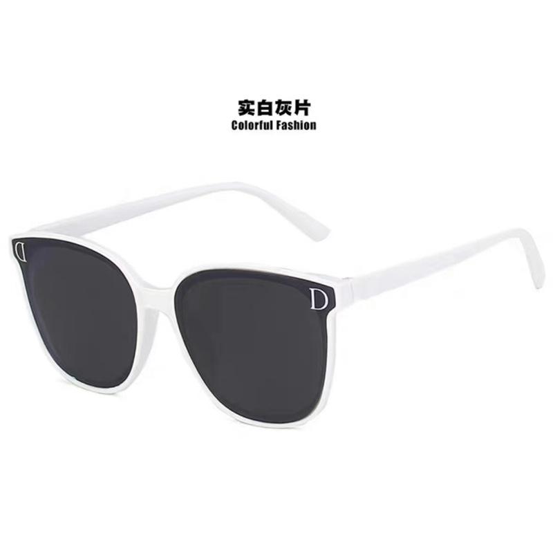 Fashion D Letter Sunglasses Driving, Black Frame Face Glasses, Sunglasses, Women'S Sunshade Glasses, One Piece Is Sent On Behalf Of Others.