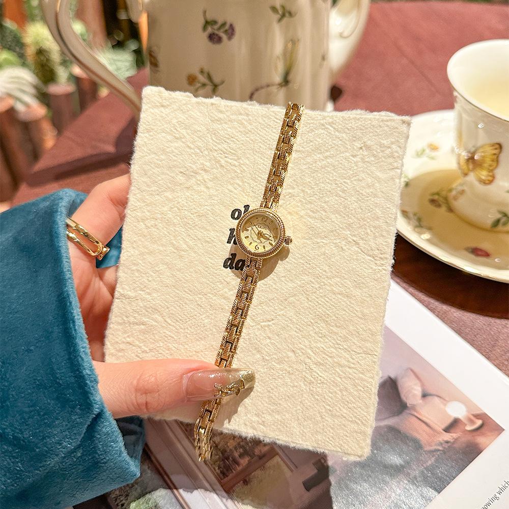 Small Gold Retro Wristwatch, Understated Luxury, Simple And Sophisticated, Elegant Women'S Watch, A Perfect Gift For Women