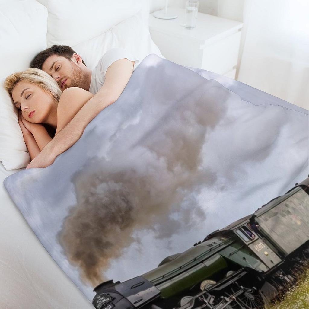 The Flying Scotsman in Yorkshire Throw Blanket Weighted Winter beds Thins Decoratives Blankets