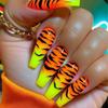 Gradient Tiger Stripe Wearable Nails - 24-Piece Set In Long Yellow-Orange.
