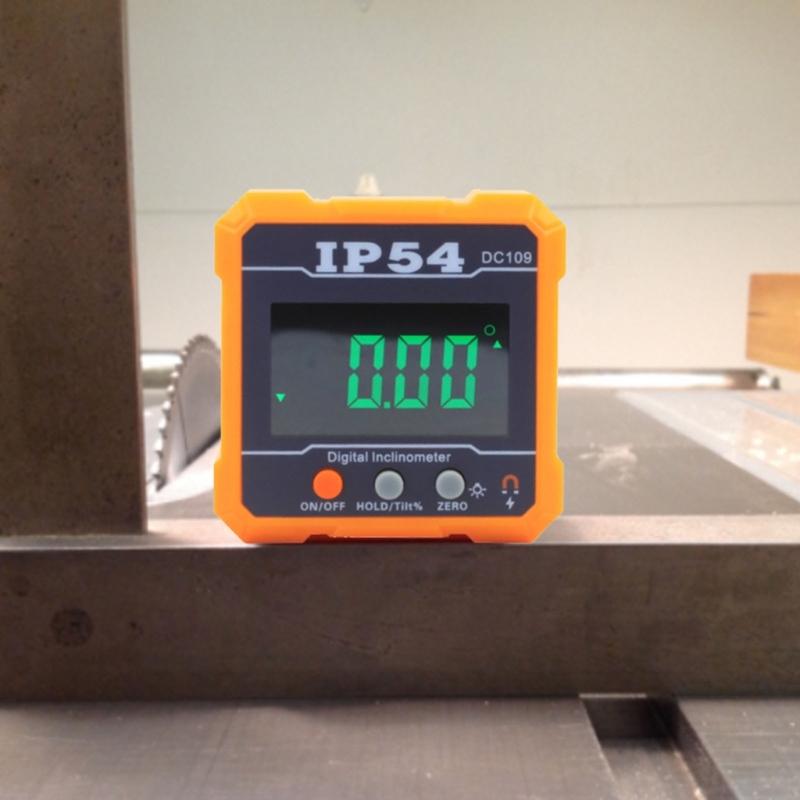 Electronic Inclination Meter With Display For Exact corner And Level Checking