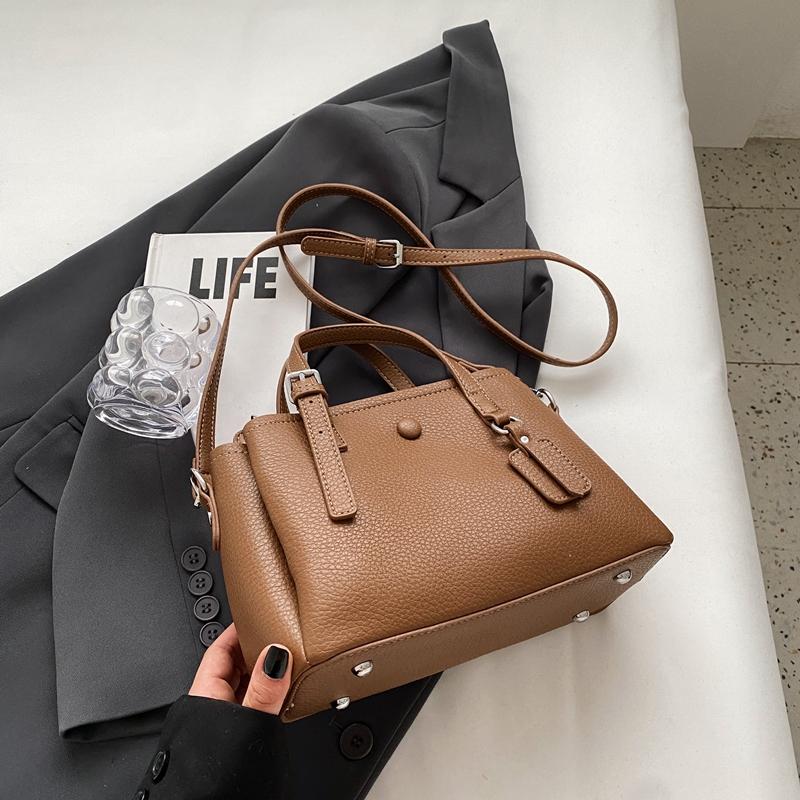 Handbags for Women  Autumn New Large Capacity Texture Leather  Tassel Shoulder Bags Elegant Fashion Ladies Crossbody Bags