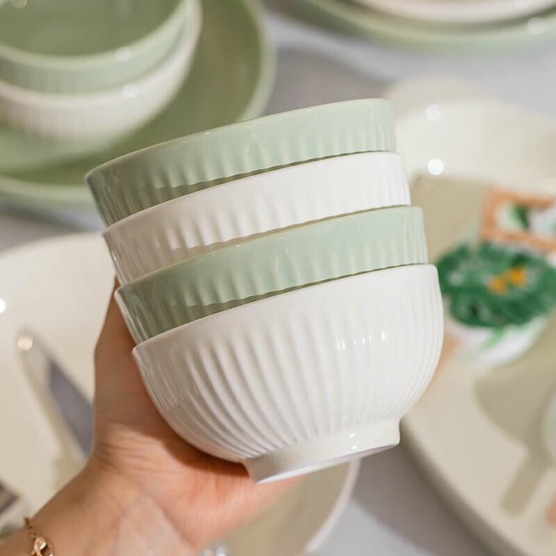 Modranka Cream Ceramic Dinnerware Set