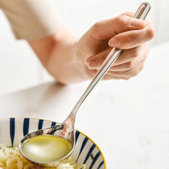 Servierlöffel aus Edelstahl mit langem Griff, moderner Esslöffel, rostbeständig, vielseitiges Küchenutensil für Suppe, Reis, Müsli