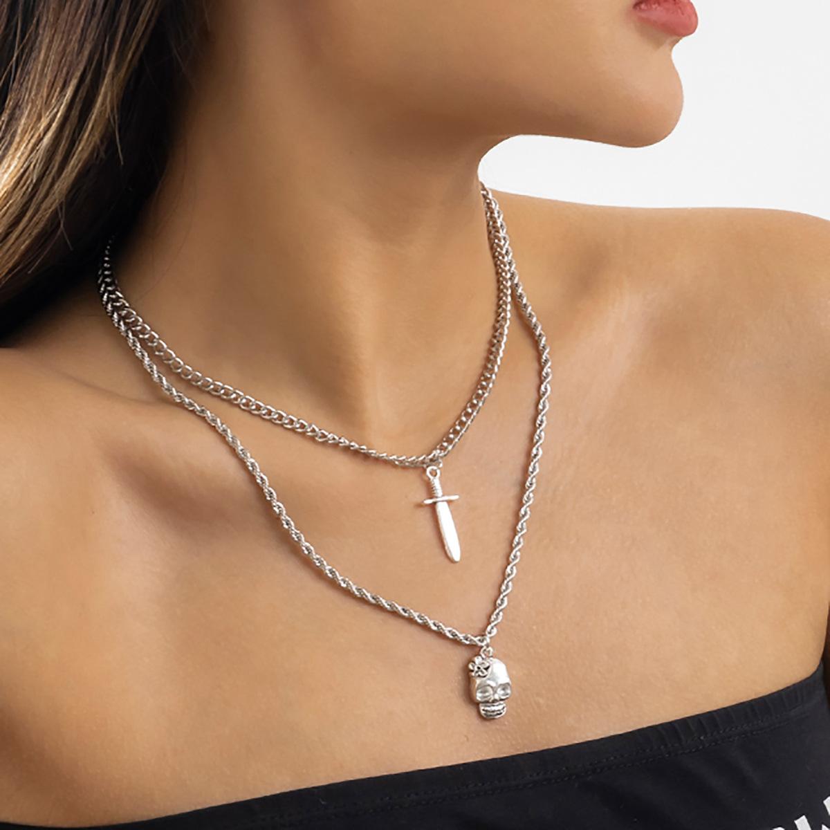 

Accessories, simple geometric versatile metal necklaces, personalized daggers, skulls, double-layer necklaces for women