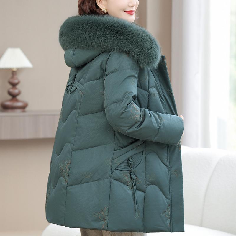 Real Fur Collar Middle-aged Women's Winter Down Coats Hooded Plus Size XL-6XL Embroidery White Duck Down Jackets for Women Thick Warm Parkas