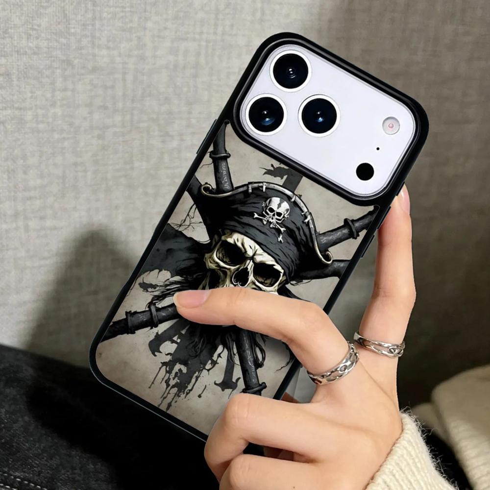 Capa Case for iPhone 17 Air 16 Pro Max 15 Plus 11 13 Mini 14 12 Back Phone Cover Pirate Skull
