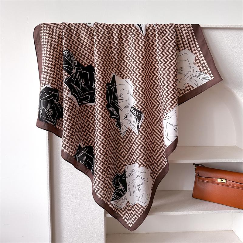 New plaid chain scarf twill large square scarf travel sunscreen shawl decorative headscarf 90cm letter silk scarf