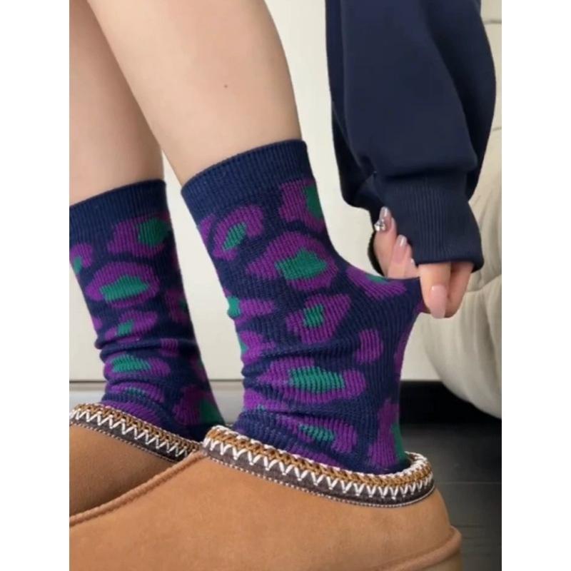 Retro Artistic Style Women's Mid-calf Socks, Double-needle Double-lane Mid-calf Socks