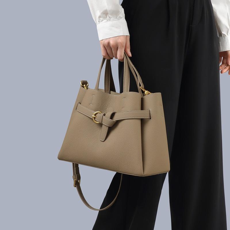Handbag, women's new commuter mother bag, messenger bag, autumn and winter fashion versatile bucket bag, women's bag