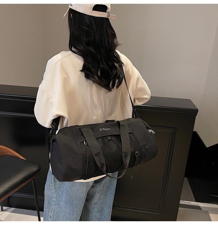 1Pc Multifunctional Sports Fitness Bag, Wet-dry Separation Yoga Bag, Women's Crossbody Bag, Short Trip Bag, Large Capacity Luggage Bag