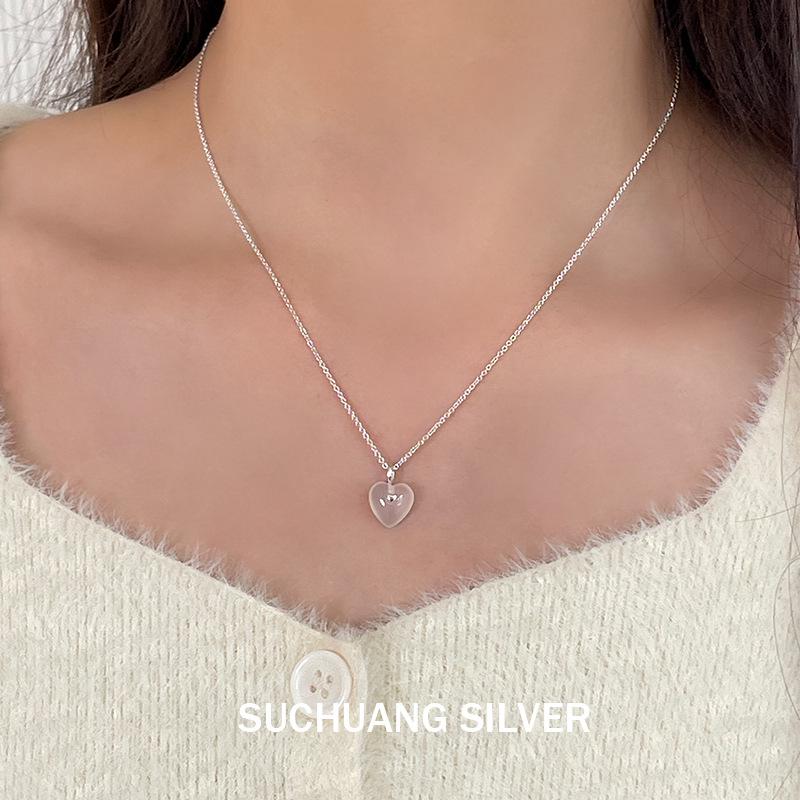 Su Chuang S925 Sterling Silver White Agate Heart Necklace for Women - Sweet, Versatile, and Elegant Clavicle Chain