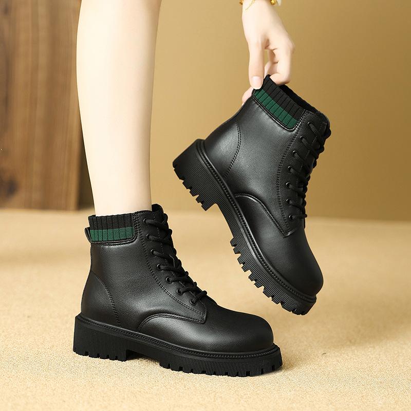 Martin boots women's winter new retro front lace-up round head short boots thick-soled British style short boots women