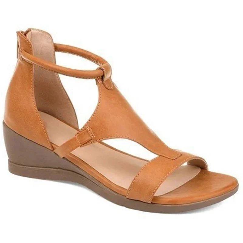 Summer 2024 New Female Vintage Open Toe Sandals Ladies Wedges Sandals Mid Heel Beach Shoes