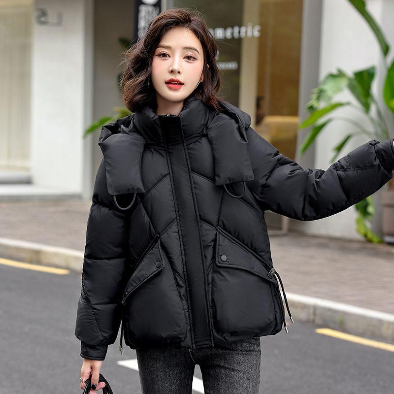 Fashion and Warm: Korean Style Short Coat with Removable Hood for Winter