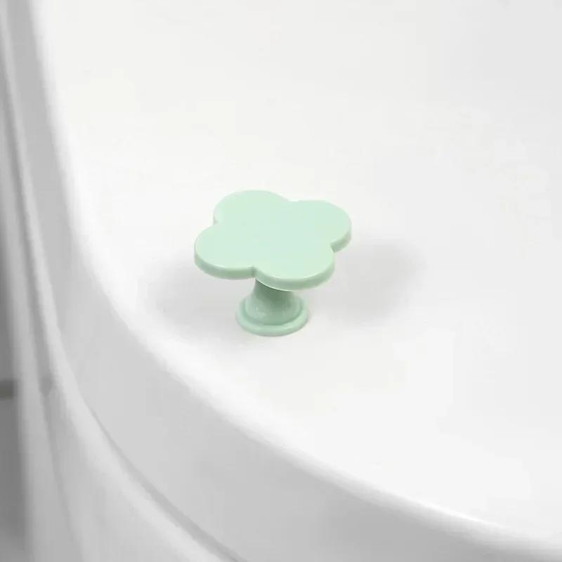 Broken Heart Shape Toilet Presser Self-Adhesive Rabbit Toilet Press Button Nail Protector Toilet Lid Handle Tank Flush Button