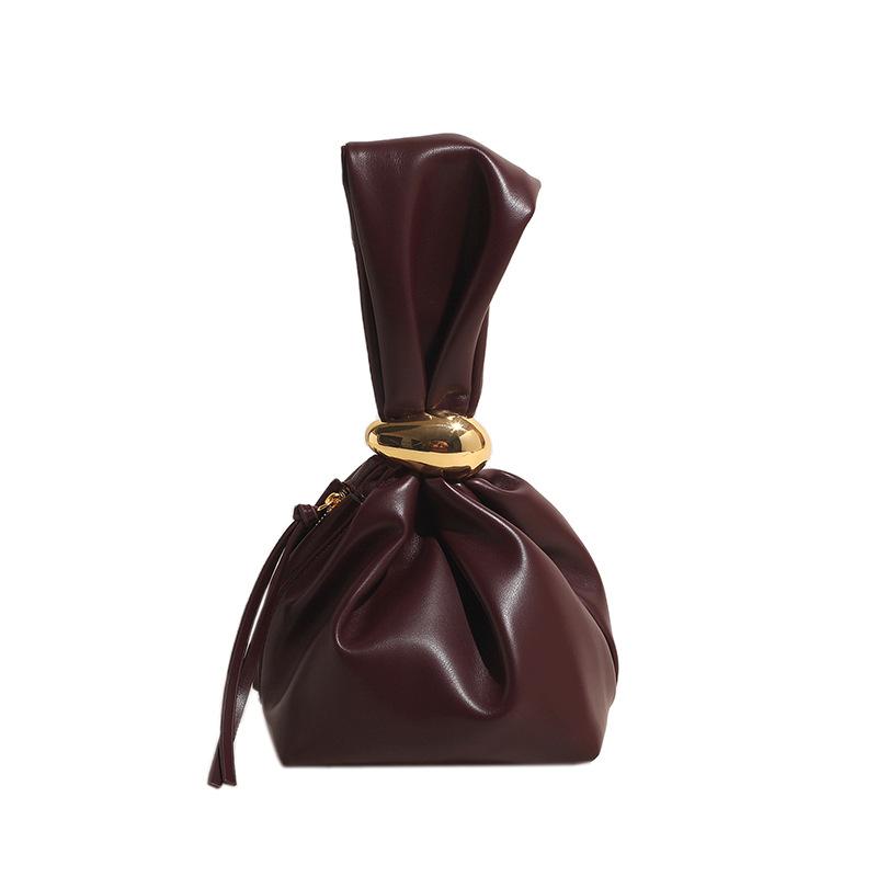 

Hot-selling new products Korean niche trend simple pleated wrist cloud bag fashionable versatile light luxury portable women s bag