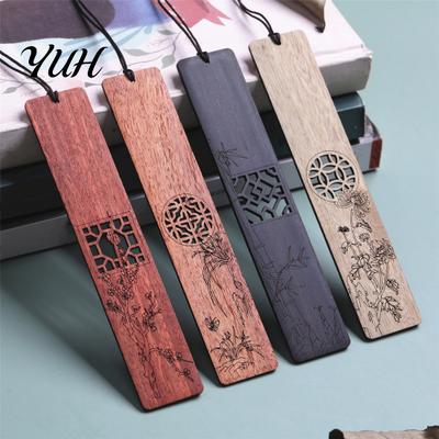 Book Accessories Wooden Bookmarks, Handmade Hollow Wood Page Marker with Bead, Chinese Style Decorative Reading Accessory, Gift for Lovers,