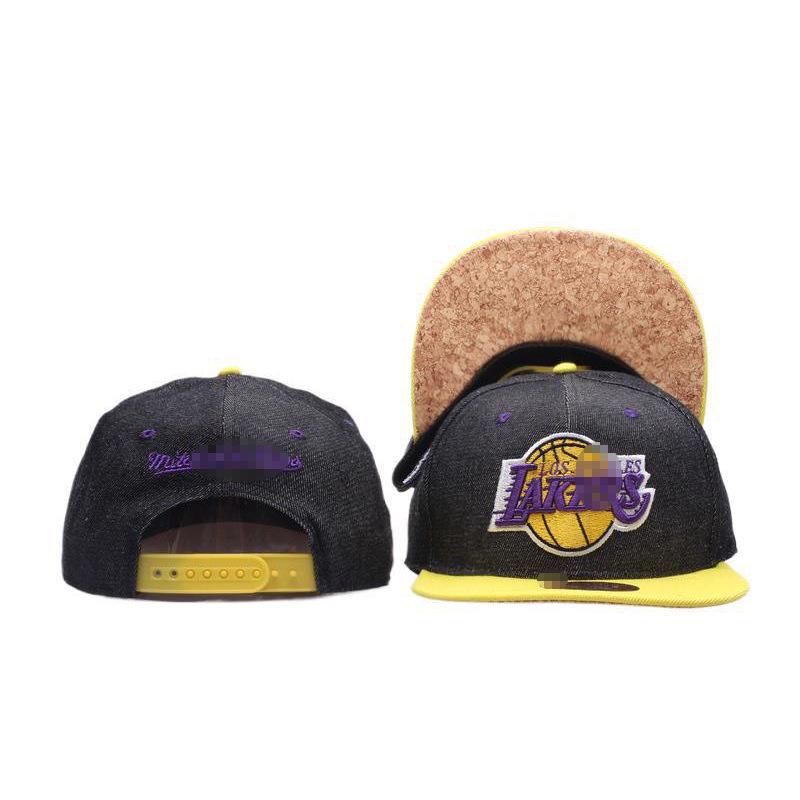 Embroidered Flat Brim NBA Cap for Men & Women - New American Hip Hop Style