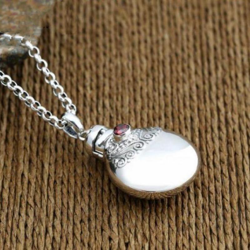 Women's Fashion Elegant Personality Perfume Bottle Small Pot Necklace